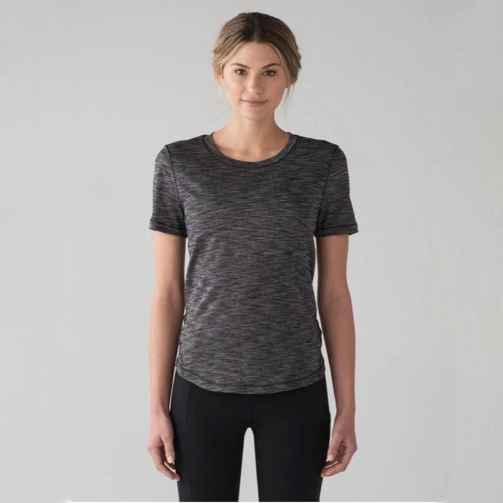 Lululemon Long Distance Short Sleeve Heathered Black (First Release)‎
